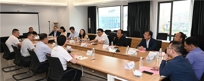 調研座談會(huì )現場(chǎng).jpg