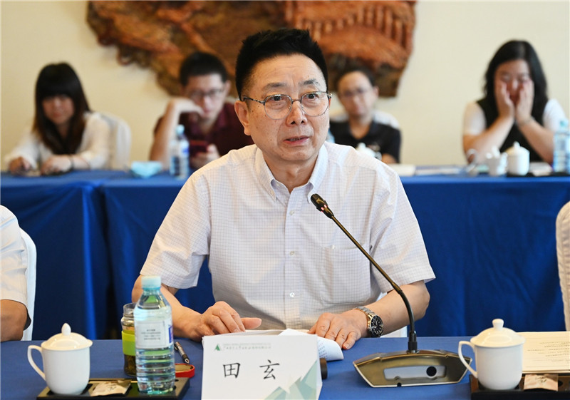 12北京師范大學(xué)歷史學(xué)院特聘教授、原中共中央黨史研究室研究員田玄作專(zhuān)題發(fā)言（李顯楊 攝）.jpg