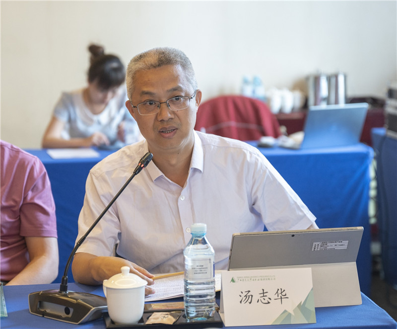 14廣西師范大學(xué)黨委常委、宣傳部部長(cháng)，馬克思主義學(xué)院院長(cháng)湯志華作專(zhuān)題發(fā)言（李顯楊 攝）.jpg