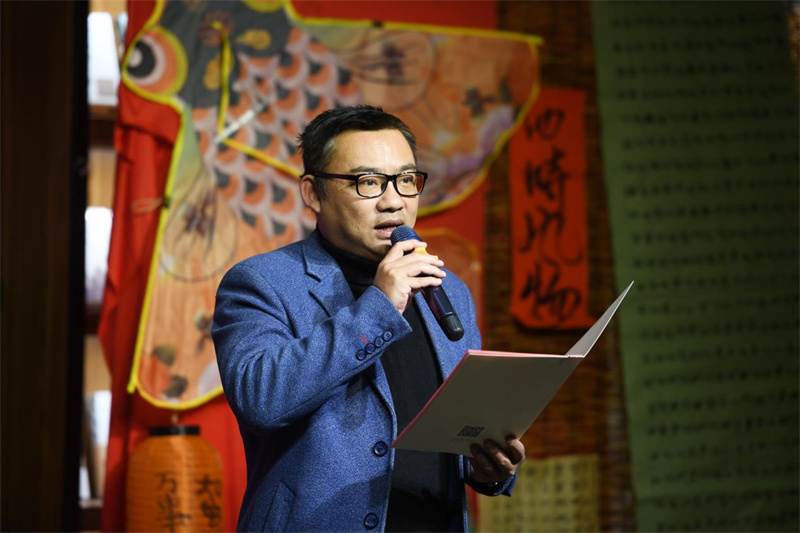 容罡為閱讀導師致聘任詞（李顯楊 攝）.jpg