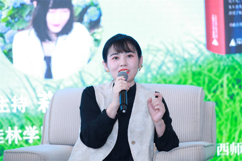 程璧現場(chǎng)清唱.jpg 程璧現場(chǎng)清唱.jpg