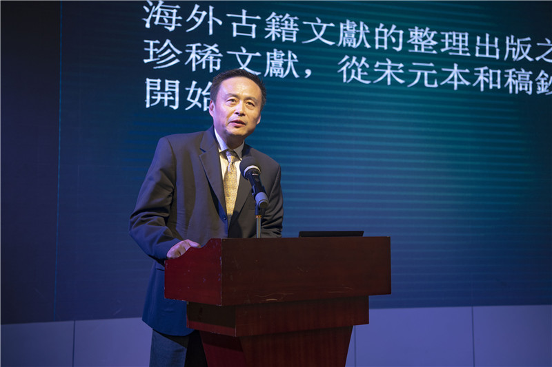 美國加州大學(xué)伯克利分校東亞圖書(shū)館館長(cháng)、大學(xué)圖書(shū)館副館長(cháng)周欣平（李顯楊 攝）.jpg