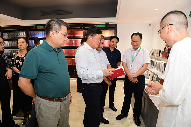 1592382053614192.jpg DSC_1711.JPG