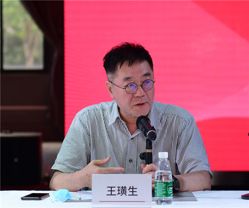 3廣州美術(shù)學(xué)院美術(shù)館總館長(cháng)、新美術(shù)館學(xué)研究中心主任王璜生致辭 （秦念 攝）.JPG